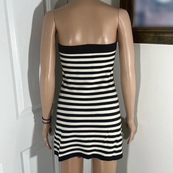 Babe & Co. Malibu Barbie B&W Stripped Tube Dress With Front Pocket | Size: L - Picture 2 of 6